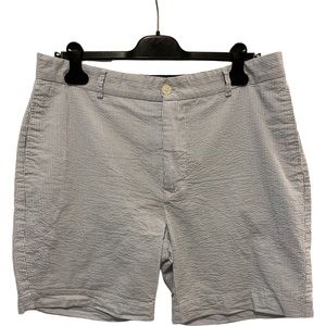 TailorByrd lightweight seersucker shorts. Size 34. 7” inseam.